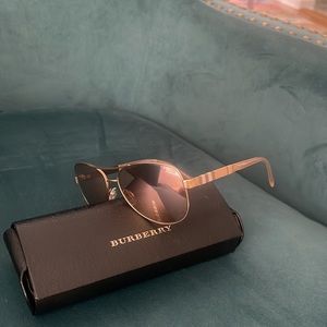 PRICE DROPPED BURBERRY sport glasses. Pale gold shadded.Worn a couple times